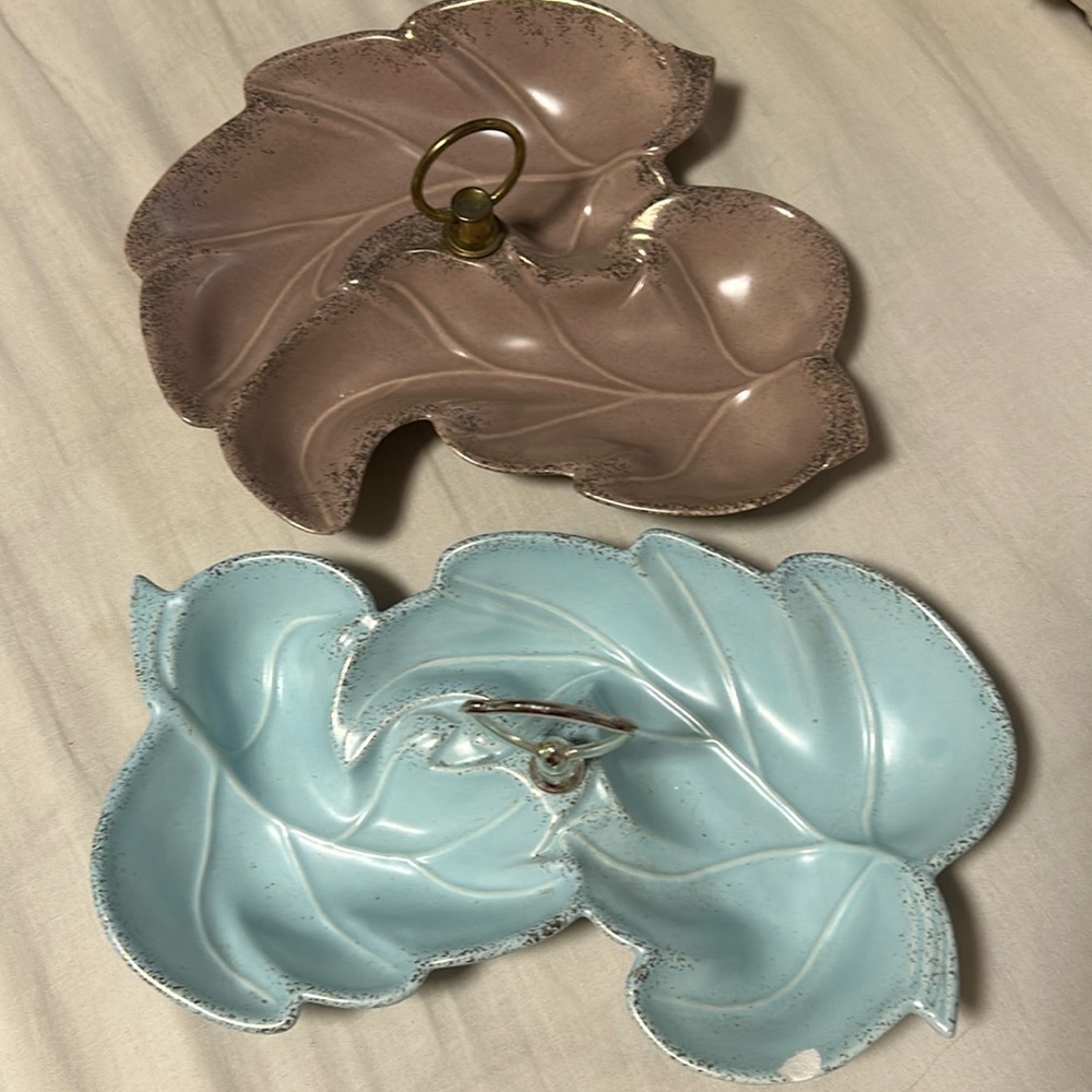 Lot of 2 Vintage MCM California Pottery Double Leafs Candy Nuts Trinket Dishes
